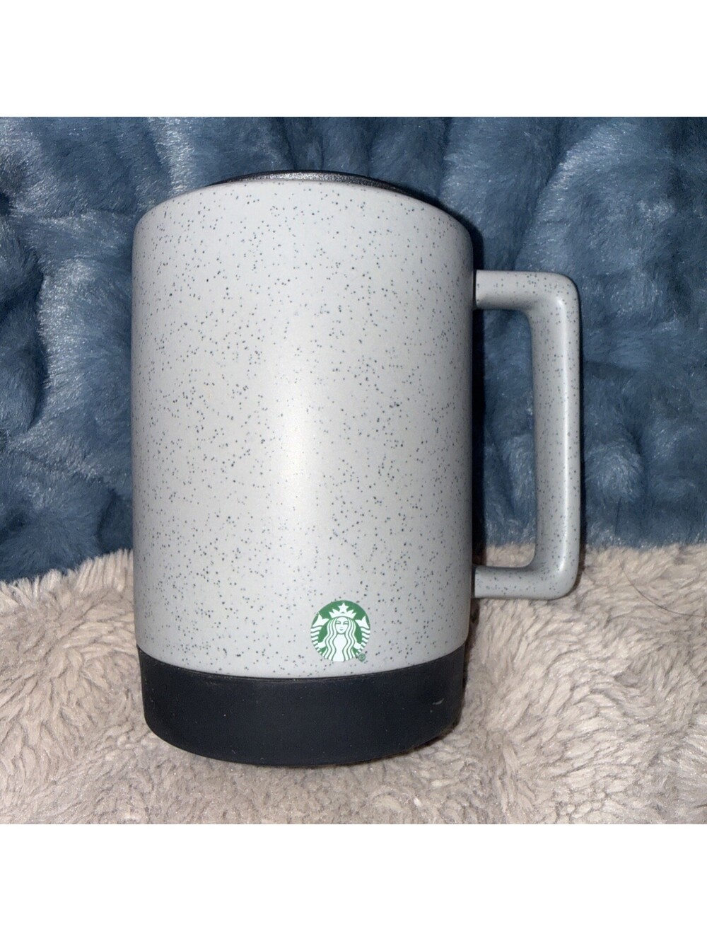 Starbucks 2020 14oz Coffee Mug With Non Slip Rubber Button